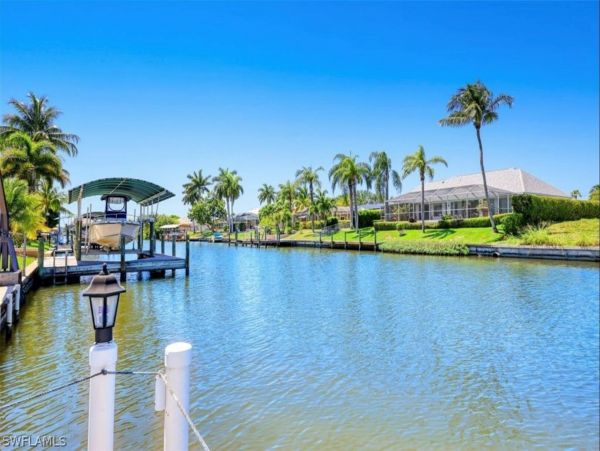 Cape Coral Vacation Pool Home Three Bedroom