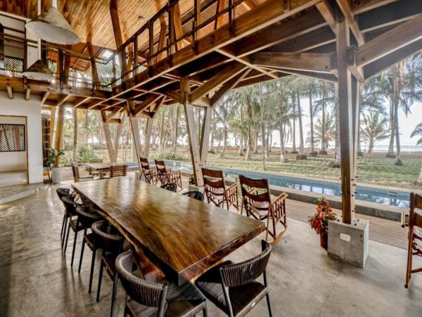 La Javilla Vacation Pool Home Four Bedroom On Beach