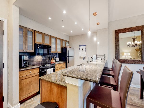 Beaver Creek Vacation Condo Two Bedroom Mountain Views
