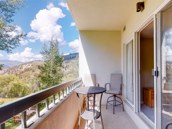 Beaver Creek Vacation Condo Two Bedroom Mountain Views
