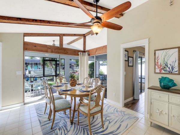 Luxury Vacation Home in Cape Coral with Private Pool Sleeps 6