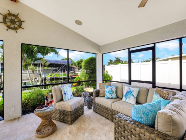 Luxury Vacation Home in Cape Coral with Private Pool Sleeps 6
