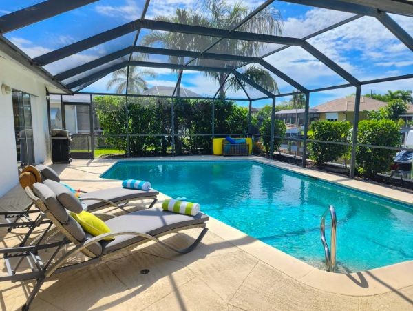 Luxury Vacation Home in Cape Coral with Private Pool Sleeps 6