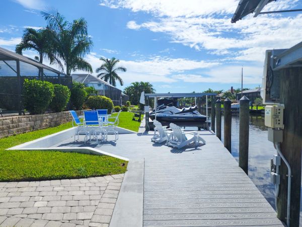 Luxury Vacation Home in Cape Coral with Private Pool Sleeps 6