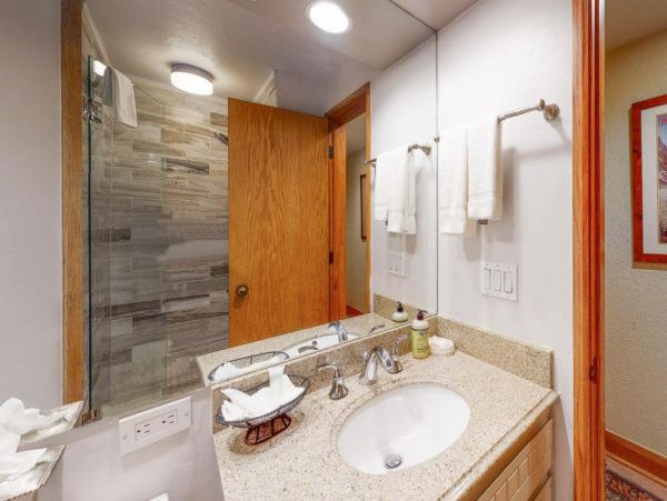 Beaver Creek Vacation Condo One Bedroom Mountain Views