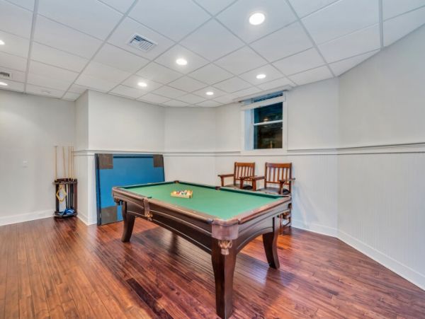 Luxury Vacation Pool Home Six Bedroom