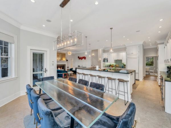 Luxury Vacation Pool Home Six Bedroom