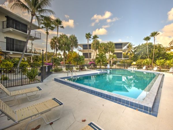 Beautiful Two Bedroom Condo in Marathon Sleeps 6