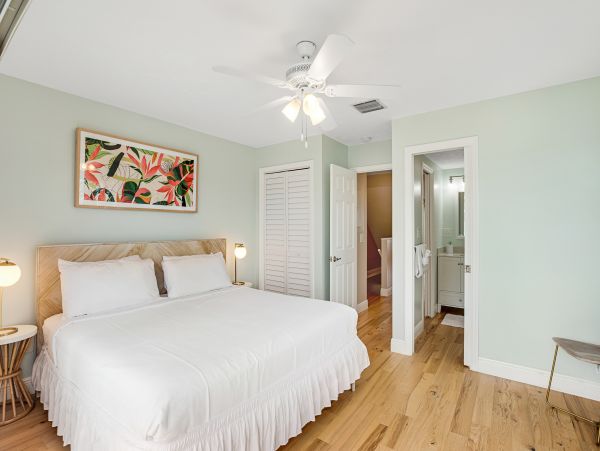 Key Colony Best Luxury Vacation Condo Three Bedroom