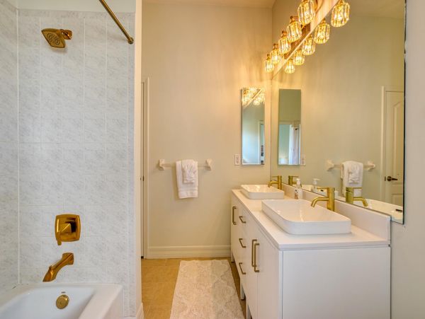 Luxury Cape Coral Vacation Home Three Bedroom