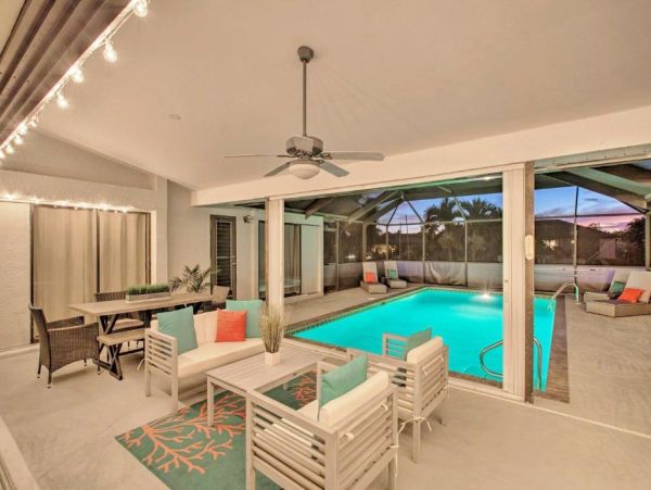 Luxury Cape coral Vacation Home Three Bedroom