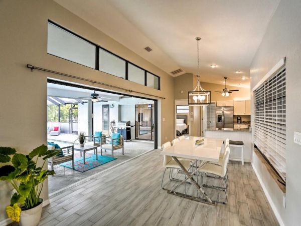Luxury Cape coral Vacation Home Three Bedroom
