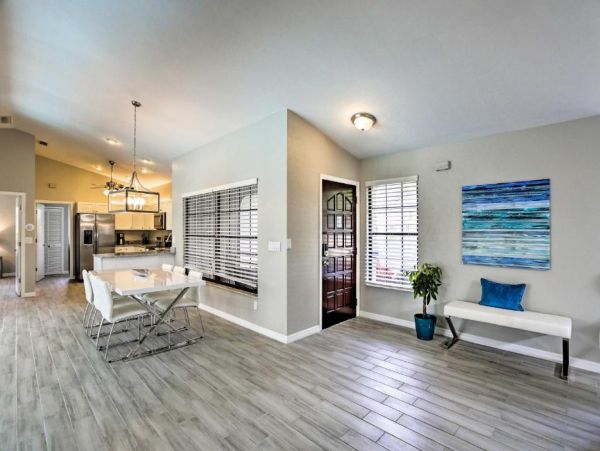 Luxury Cape coral Vacation Home Three Bedroom
