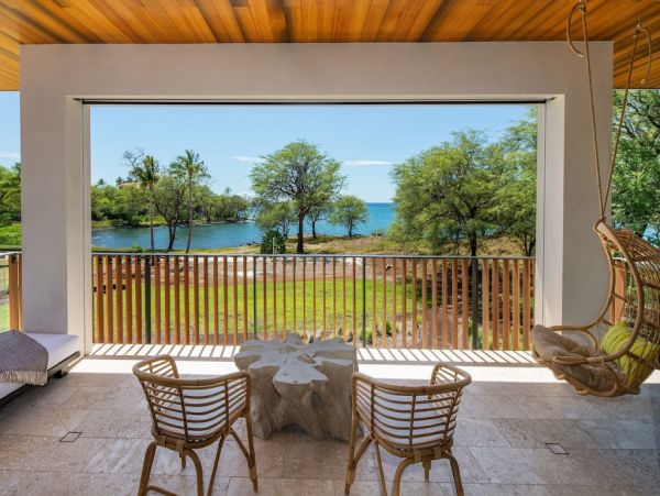 Luxury 6 Bedroom Home with Beautiful Views