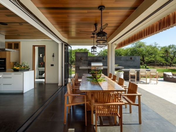 Luxury 6 Bedroom Home with Beautiful Views