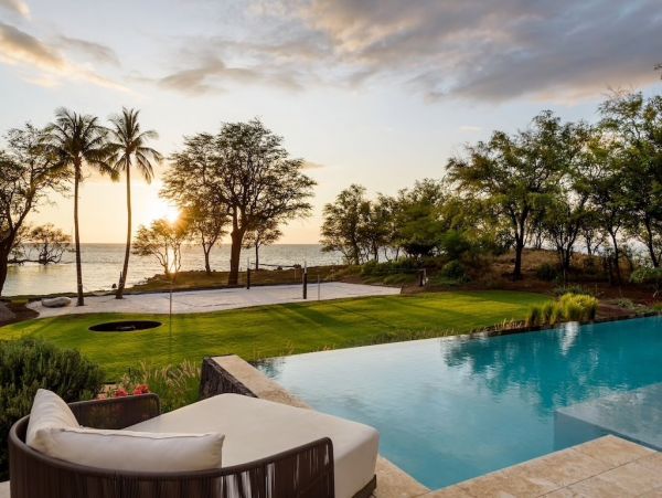 Luxury 6 Bedroom Home with Beautiful Views