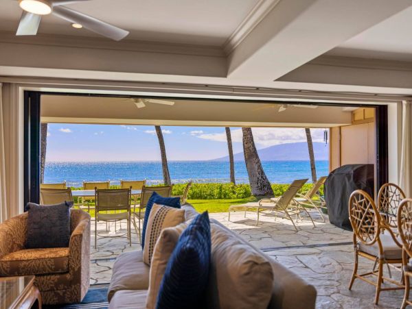 Premium Oceanfront Townhome 3 Bedrooms Sleeps 6 Guests