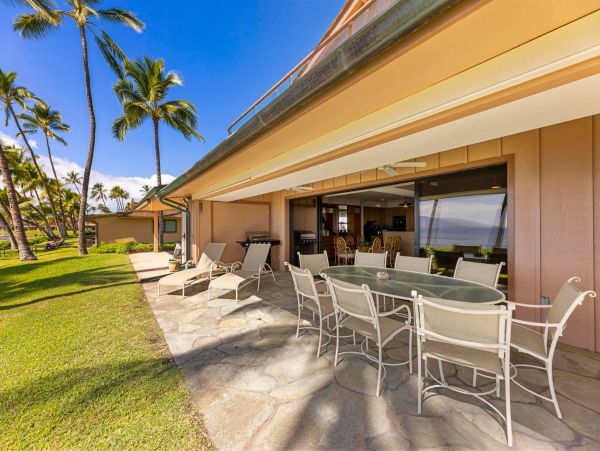 Premium Oceanfront Townhome 3 Bedrooms Sleeps 6 Guests