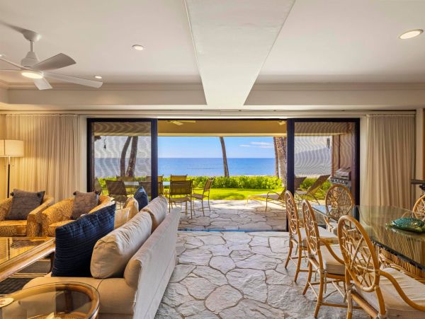 Premium Oceanfront Townhome 3 Bedrooms Sleeps 6 Guests