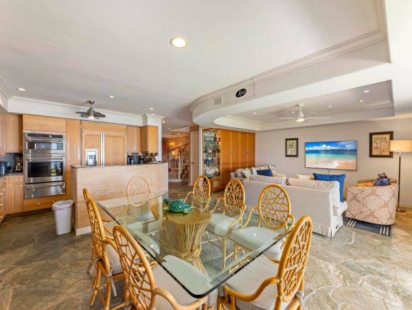 Premium Oceanfront Townhome 3 Bedrooms Sleeps 6 Guests
