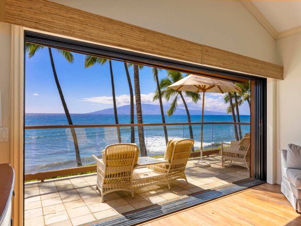 Premium Oceanfront Townhome 3 Bedrooms Sleeps 6 Guests