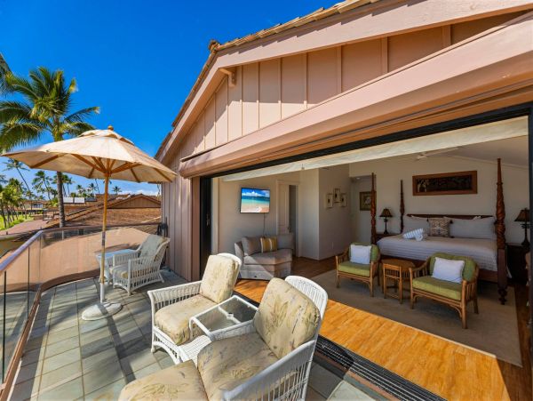 Premium Oceanfront Townhome 3 Bedrooms Sleeps 6 Guests