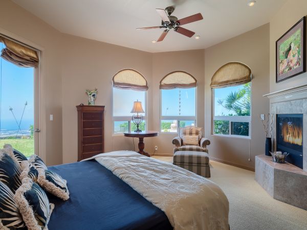 Kailua-Kona Six Bedroom Estate Great Ocean View, Pool & Spa