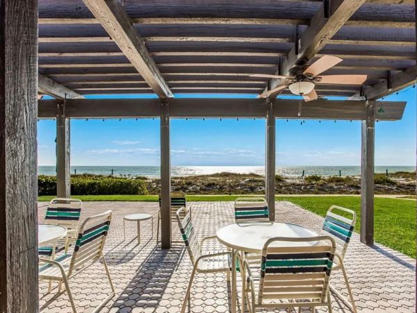 Gulf Front Vacation Condo in Longboat Key Sleeps 4 Guests