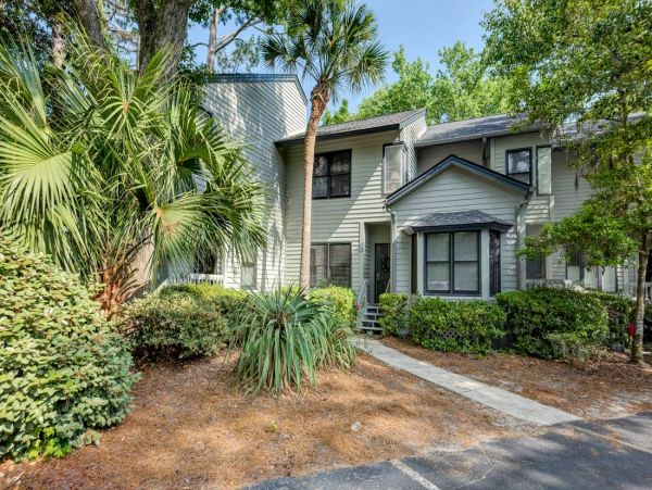 Charming 2 Bedroom Condo in Hilton Head Sleeps 6