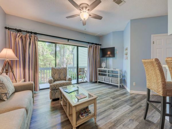 Charming 2 Bedroom Condo in Hilton Head Sleeps 6