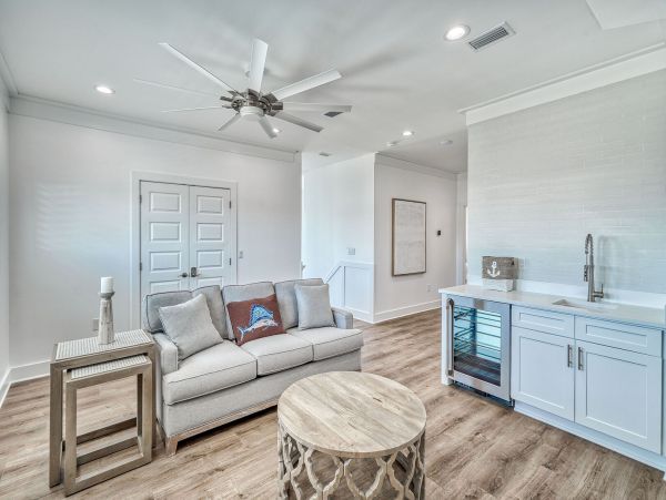 Miramar Beach Vacation Home Seven Bedroom Walk to Beach