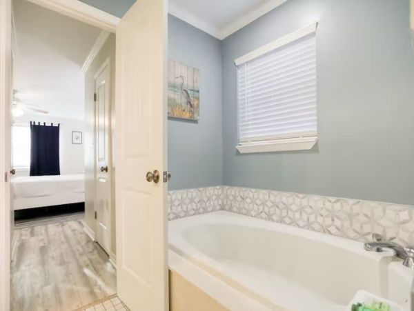 Five Bedroom Vacation Home in Santa Rosa Beach