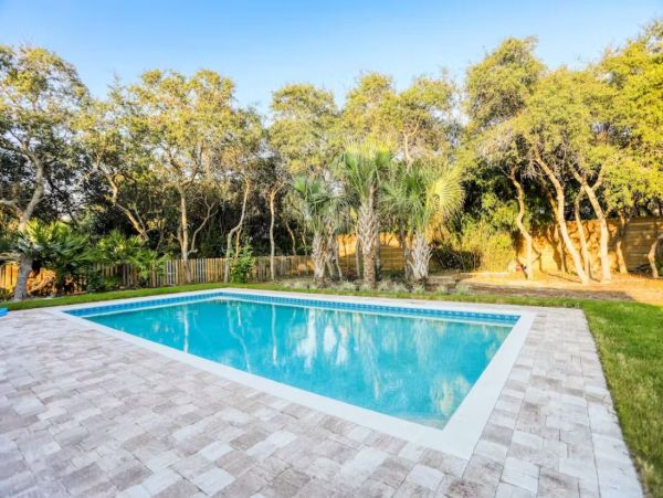 Five Bedroom Vacation Home in Santa Rosa Beach