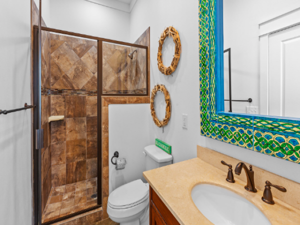 Coastal Comfort in Crystal Beach - 6-Bedroom Retreat with Pool & Golf Cart