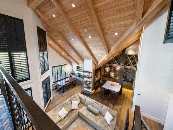 Executive Ski in Ski Out Penthouse in the Village