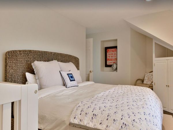 Luxury Nantucket Vacation Pool Home Eight Bedrooms