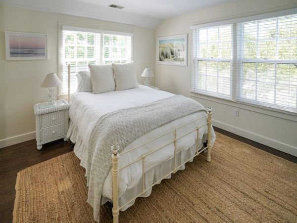 Luxury Nantucket Vacation Pool Home Eight Bedrooms