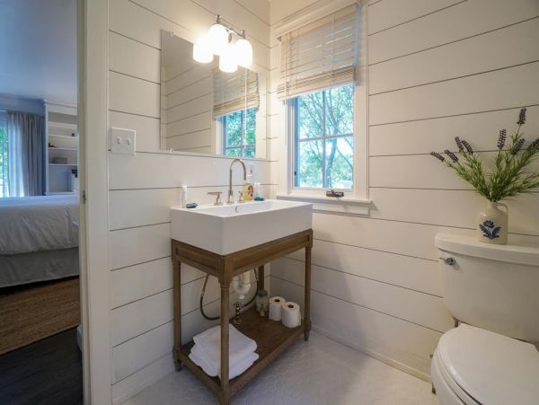 Luxury Nantucket Vacation Pool Home Eight Bedrooms
