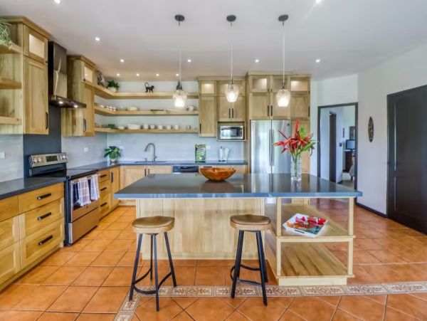 Ocean View Three Bedroom Vacation Condo in Guanacaste