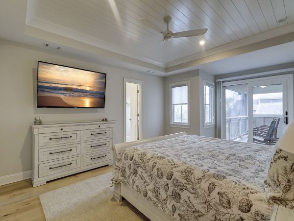 Hilton Head Luxury Vacation Rental 7-Bed North Forest Beach Home with Pool & Spa
