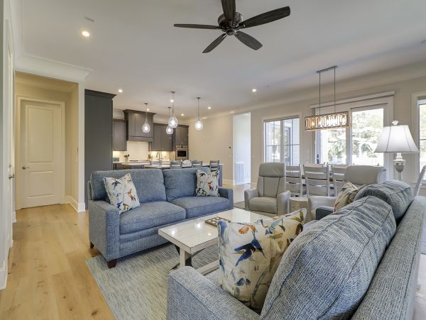Hilton Head Luxury Vacation Rental 7-Bed North Forest Beach Home with Pool & Spa