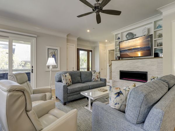 Hilton Head Luxury Vacation Rental 7-Bed North Forest Beach Home with Pool & Spa