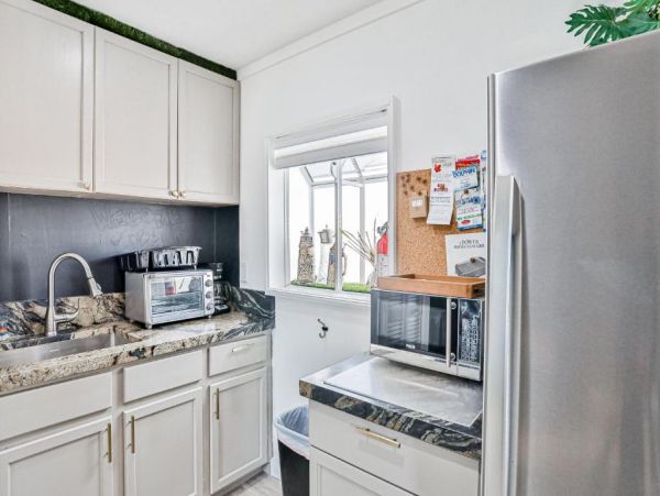 Beautiful Naples Vacation Home One Bedroom