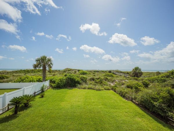 Lovely 4 Bedroom Home Located on the Beach in St. Augustine