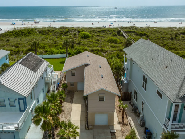 Lovely 4 Bedroom Home Located on the Beach in St. Augustine