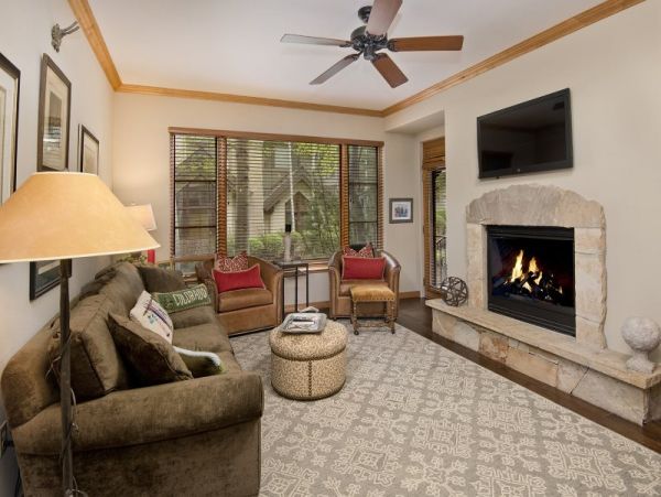 Ski in Ski out 100 yards from Arrow Bahn Lift