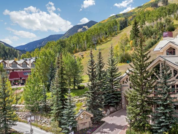 Ski in Ski out Beaver Creek Lodge in the Village