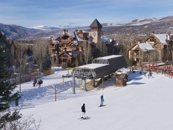200 Yard Walk to Arrow Bahn Lift 2-5 min Walk