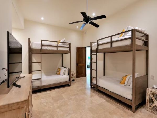Stunning Estate in Los Cabos with Luxurious Amenities