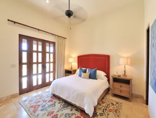 Stunning Estate in Los Cabos with Luxurious Amenities